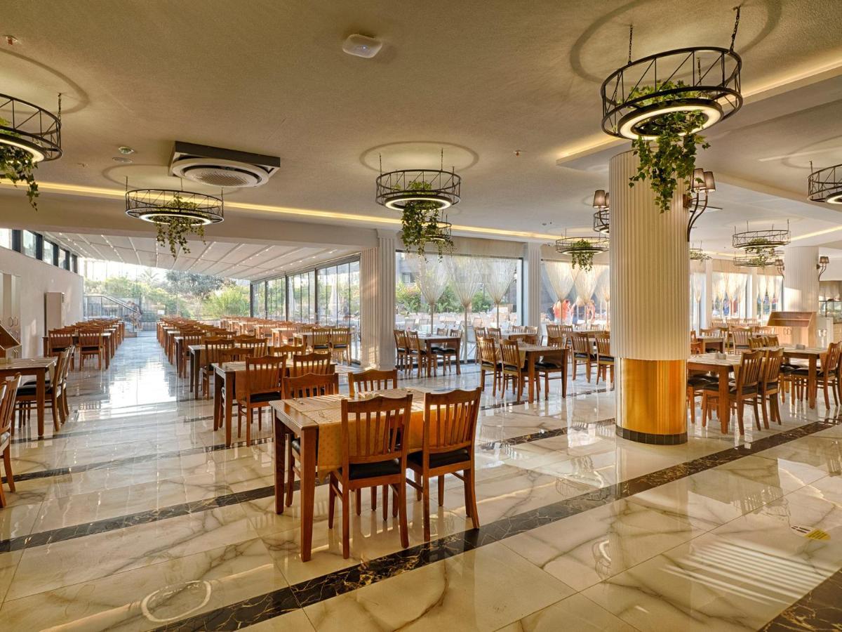 Grand Uysal Beach & Spa Hotel Аланія Екстер'єр фото